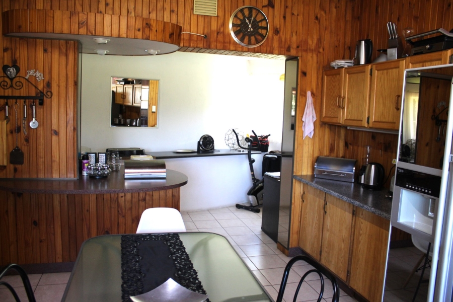 Commercial Property for Sale in Lindequesdrif North West
